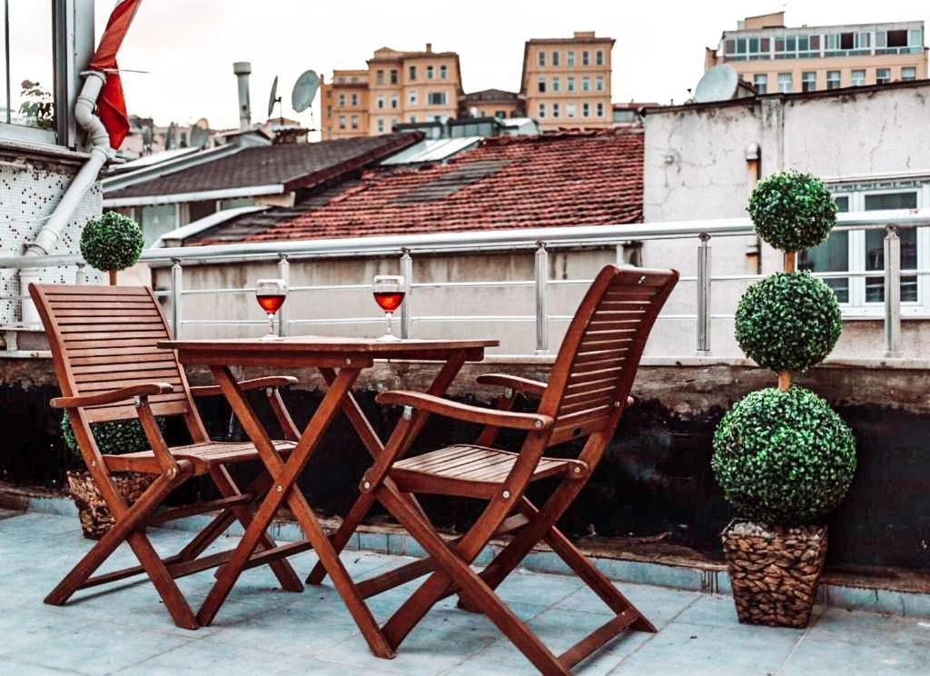 Holy Galata Hotel Istanbul Exterior photo